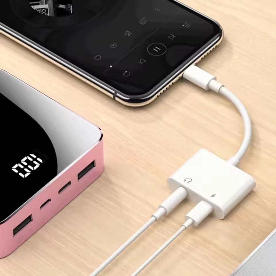 2in1 3.5mmジャックオーディオ充電アダプター iPh - Earphone Splitter Jack のレビューと価格